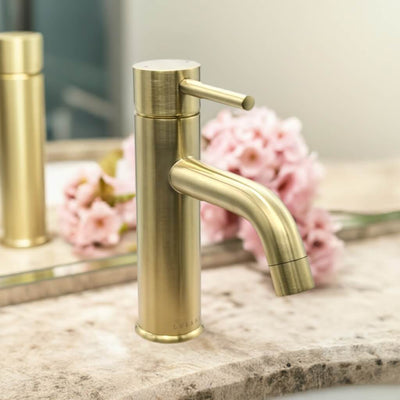 St. Lucia 1 Handle Single Hole Brass Bathroom Faucet with drain assembly in Champagne Gold finish St. Lucia 1 Handle Single Hole Brass Bathroom Faucet with drain assembly in Champagne Gold finish