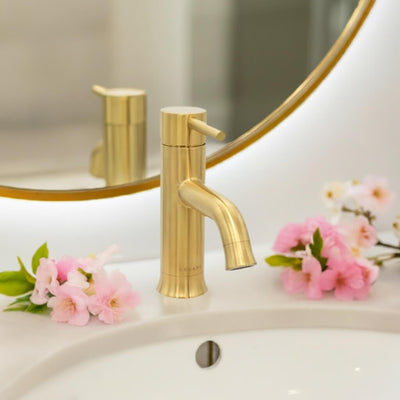 Aruba Stainless Steel 1 Handle Bathroom Faucet with drain assembly in Brushed Gold finish Aruba Stainless Steel 1 Handle Bathroom Faucet with drain assembly in Brushed Gold finish