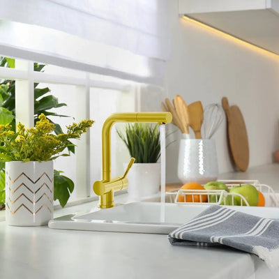 Nassau - Stainless Steel Pull-Out Kitchen Faucet (Aerated spray head) in Champagne Gold finish Nassau - Stainless Steel Pull-Out Kitchen Faucet (Aerated spray head) in Champagne Gold finish