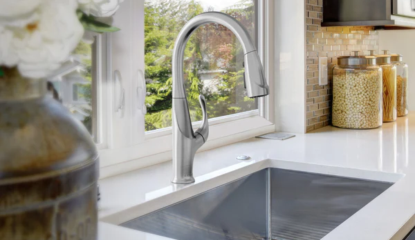 3 Benefits of a Brass Kitchen Faucet