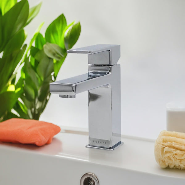 Capri 1 Handle Single Hole Brass Bathroom Faucet with drain